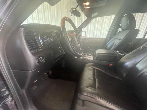 Used 2015 Lincoln Navigator 2WD image 15