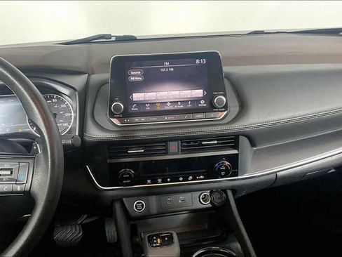 Used 2023 Nissan Rogue SV AWD/4WD image 9
