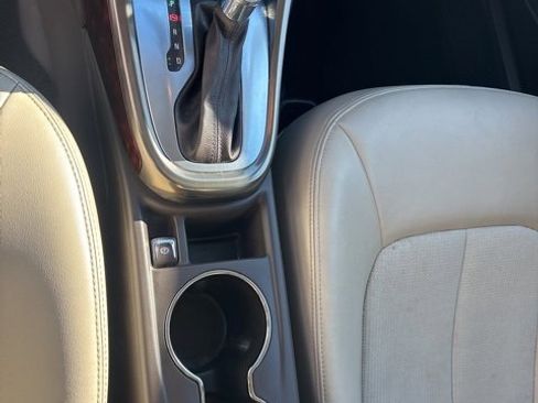 Used 2013 Buick Verano Base image 14