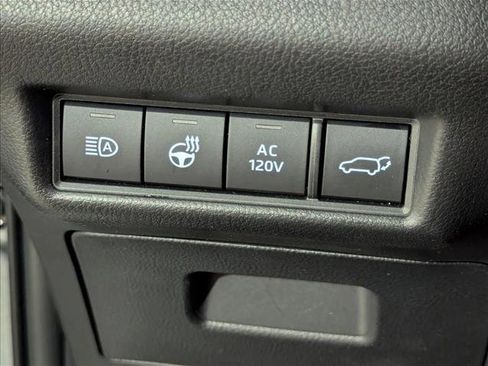 Certified 2025 Toyota Grand Highlander AWD Hybrid image 12