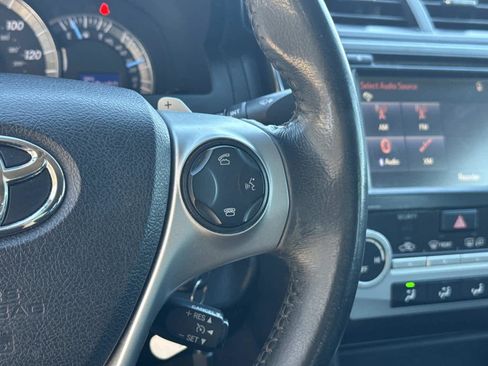 Used 2014 Toyota Camry SE image 29