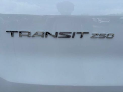 Used 2025 Ford Transit 250 Low Roof w/ Exterior Upgrade Package RWD image 6