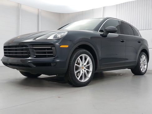 Used 2019 Porsche Cayenne image 1