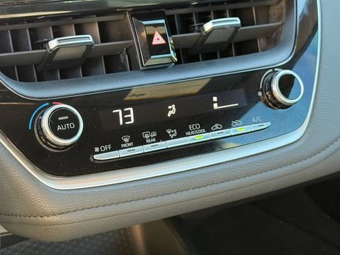Used 2020 Toyota Corolla SE FWD image 24