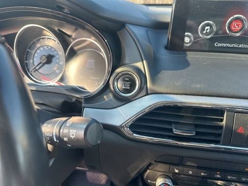 Used 2019 MAZDA CX-9 Touring image 22