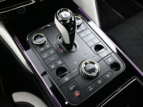 Certified 2025 Bentley Flying Spur Speed image 27