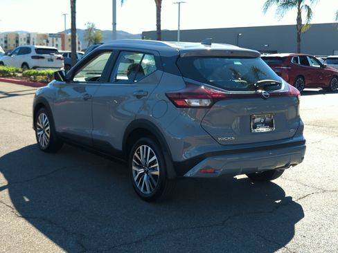 Used 2024 Nissan Kicks SV image 8