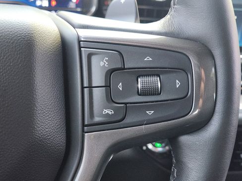 Used 2025 Chevrolet Silverado 1500 High Country AWD/4WD image 24