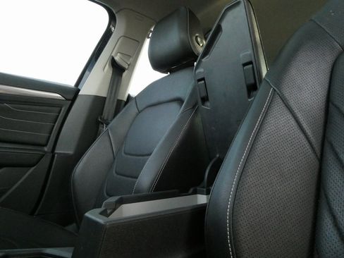 Used 2024 Volkswagen Jetta SEL image 33