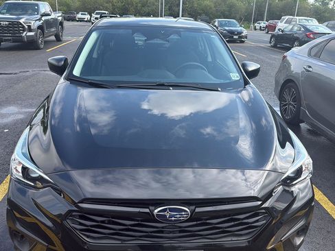 Used 2024 Subaru Impreza 2.0i AWD/4WD image 2