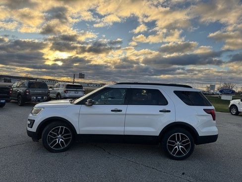 Used 2016 Ford Explorer Sport image 5