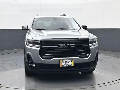 Used 2023 GMC Acadia SLE w/ Driver Convenience Package image 2