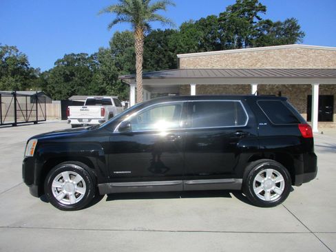 Used 2013 GMC Terrain SLE FWD image 1