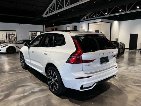 Used 2024 Volvo XC60 B5 Plus w/ Protection Package Premier AWD/4WD image 3