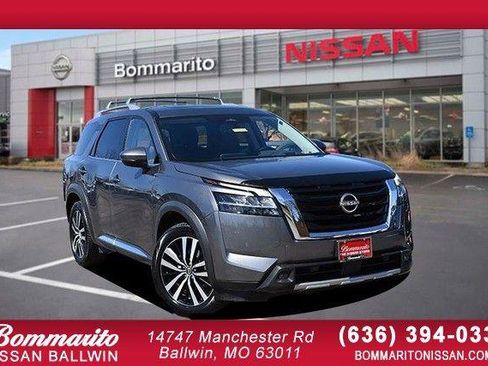 Used 2023 Nissan Pathfinder Platinum w/ Cargo Package image 1
