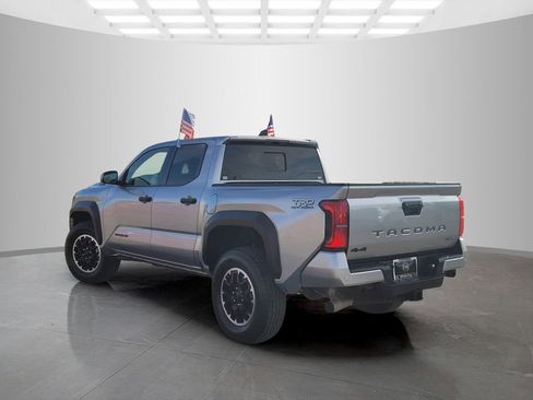 Used 2025 Toyota Tacoma TRD Off-Road w/ TRD Off Road Upgrade Package AWD/4WD image 6