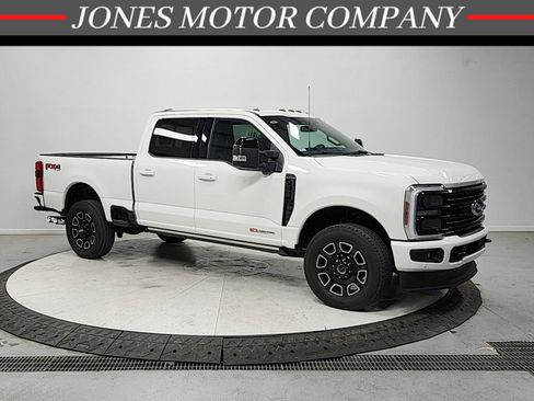 Used 2025 Ford F250 Platinum image 1