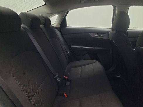 Used 2020 Kia Forte LXS image 19