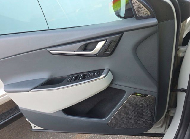 Certified 2023 Kia EV6 Wind AWD/4WD image 11