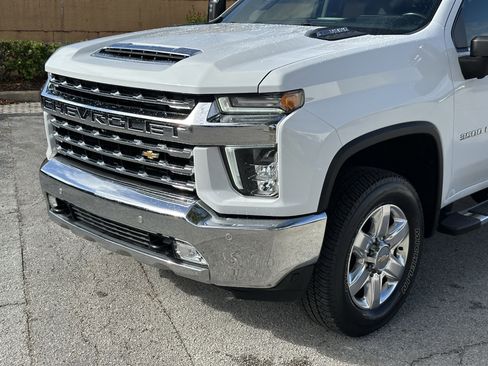 Used 2022 Chevrolet Silverado 3500 LTZ w/ LTZ Premium Package AWD/4WD image 9