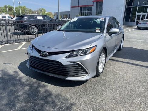Certified 2023 Toyota Camry LE image 4