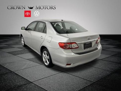 Used 2013 Toyota Corolla LE w/ Premium Pkg FWD image 4