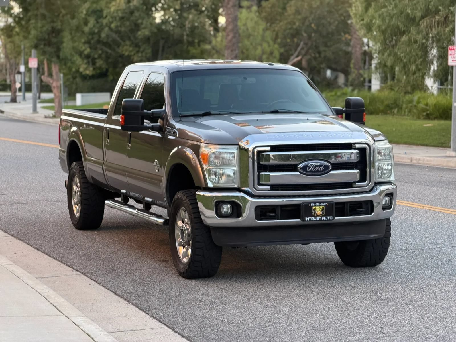 Used 2012 Ford F350 Lariat w/ Lariat Ultimate Pkg AWD/4WD image 3