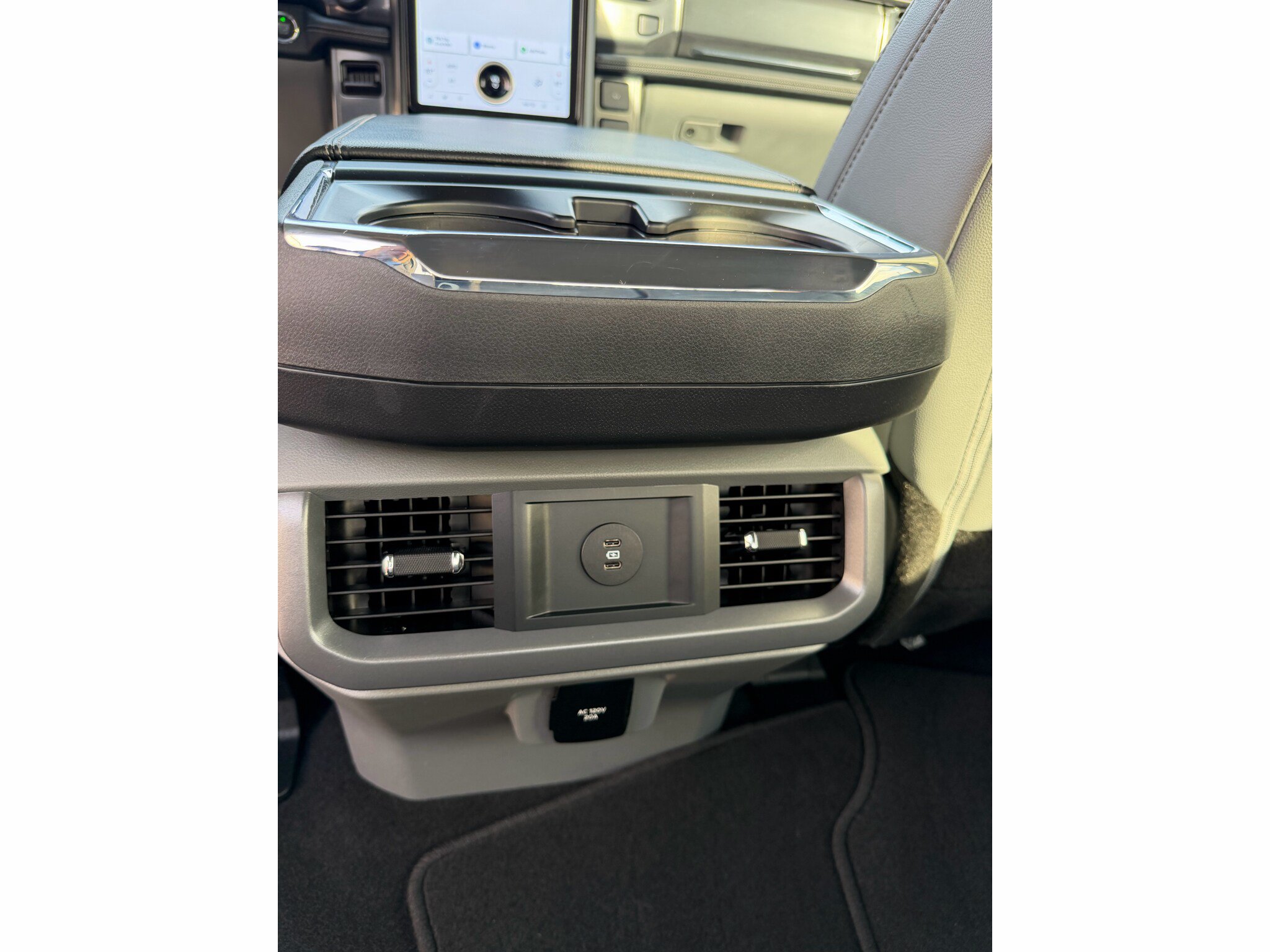 Used 2025 Ford F150 Lightning Flash AWD/4WD image 11