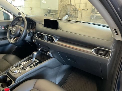 Used 2017 MAZDA CX-5 Touring w/ Preferred Equipment Package image 21