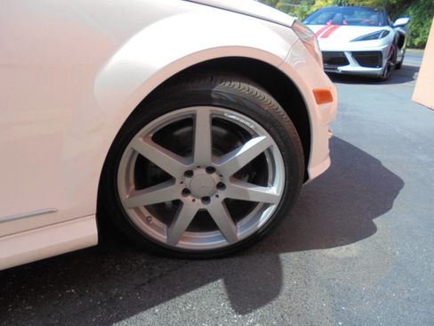 Used 2014 Mercedes-Benz C 300 4MATIC Sedan w/ Premium 1 Package image 31