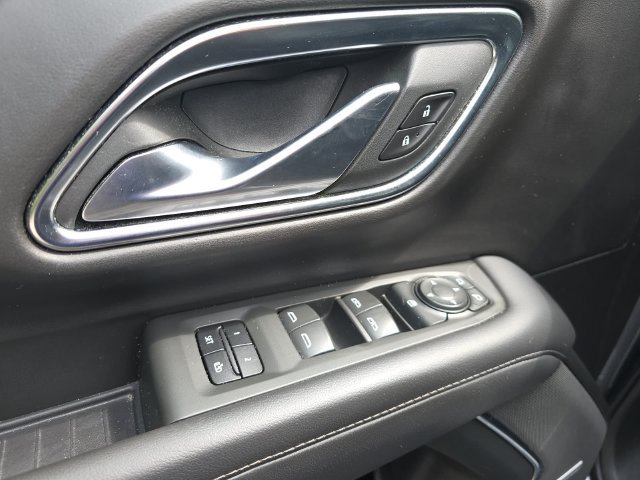 Used 2022 Chevrolet Suburban LT RWD image 22