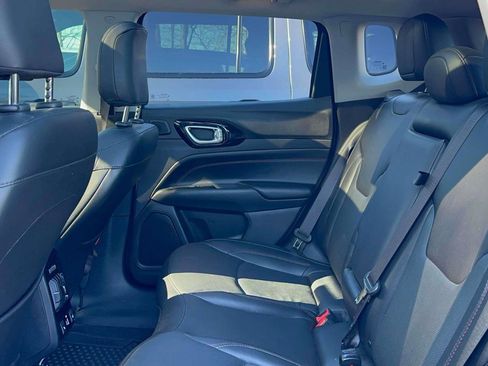 Used 2022 Jeep Compass Trailhawk w/ Trailhawk Elite Group image 10