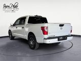 Used 2023 Nissan Titan SV image 5