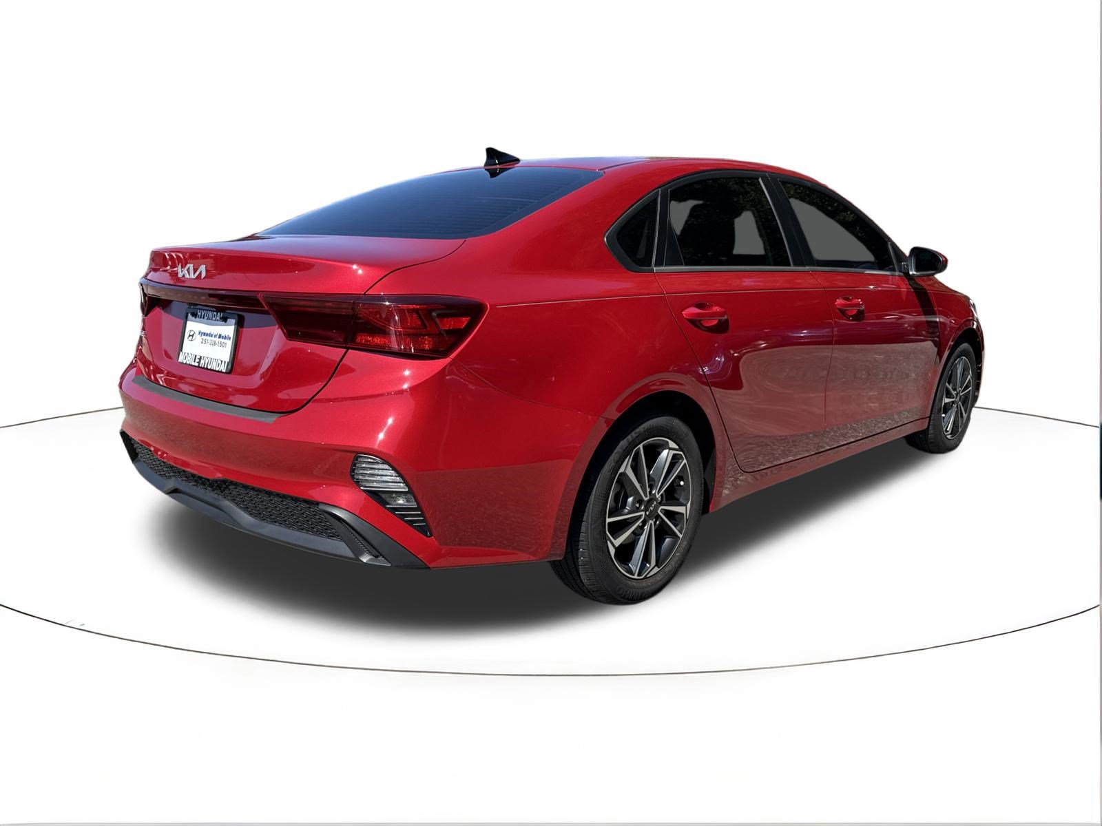 Used 2023 Kia Forte LXS FWD image 3