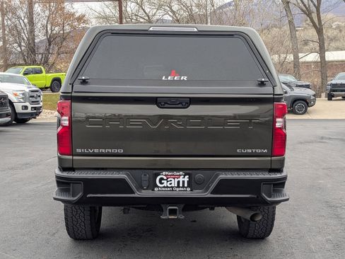 Used 2022 Chevrolet Silverado 2500 Custom w/ Custom Value Package image 7
