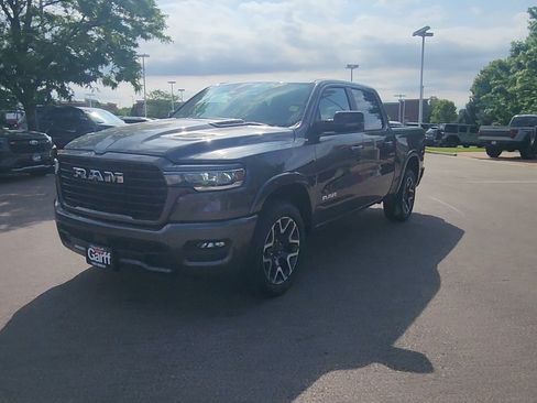 Used 2025 RAM 1500 Laramie w/ Sport Appearance Package AWD/4WD image 10