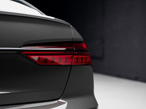 Used 2023 Audi S6 Premium Plus w/ Premium Plus Package image 28