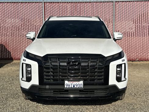 Used 2023 Hyundai Palisade XRT FWD image 3