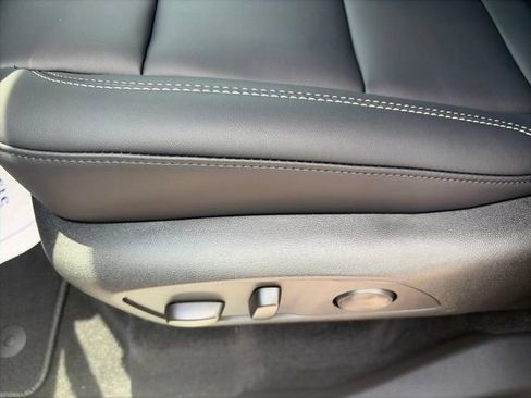 New 2026 GMC Acadia Elevation w/ Black Edition AWD/4WD image 18