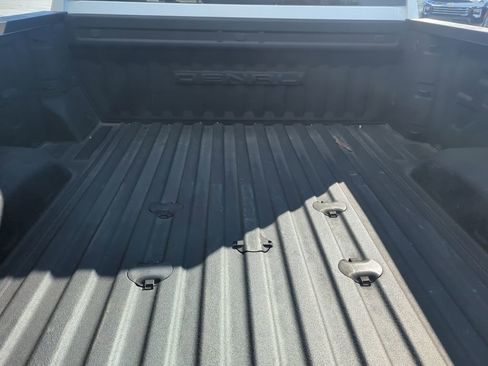 Used 2021 GMC Sierra 2500 Denali w/ Denali Ultimate Package image 10