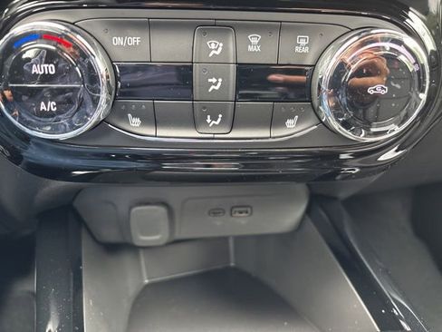 New 2026 Chevrolet Trax RS w/ Driver Confidence Package FWD image 25