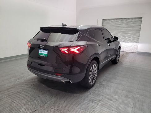 Used 2022 Chevrolet Blazer Premier w/ LPO, Black Grille Bar Package FWD image 9