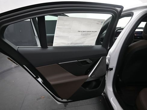 New 2026 BMW 530i w/ Premium Package image 34