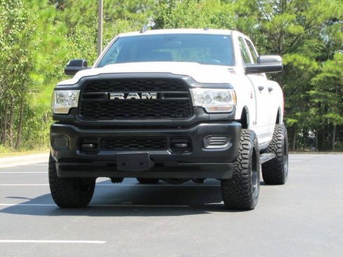 Used 2022 RAM 2500 Tradesman AWD/4WD image 8