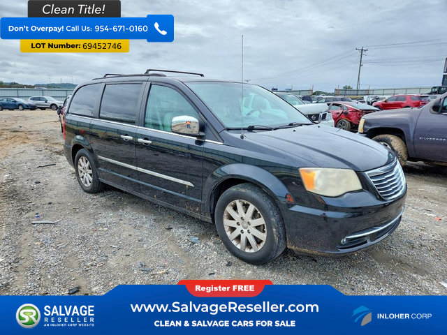 Used 2012 Chrysler Town & Country Touring-L w/ Entertainment Group #2 FWD image 5