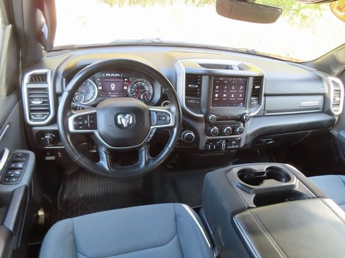 Certified 2022 RAM 1500 Big Horn w/ Trailer Tow Group image 4