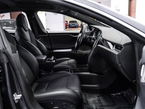 Used 2018 Tesla Model S 75D image 37
