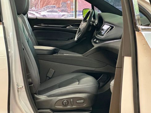 Used 2022 Buick Enclave Essence w/ Experience Buick Package image 47