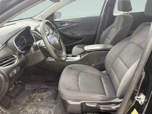 Used 2017 Chevrolet Malibu LS FWD image 11