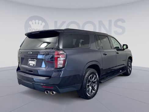 Used 2024 Chevrolet Suburban Z71 w/ Off-Road Capability Package AWD/4WD image 7